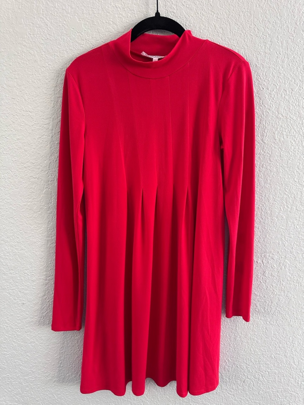 BCBGeneration Red Pleated Front Mock Neck Dress‎ Long Sleeve Size Small
